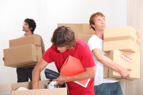 Careful packing and labeling for a Tooting house move